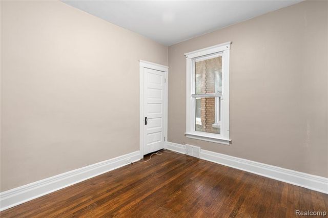 66 W Philadelphia Street, Detroit, MI 48202