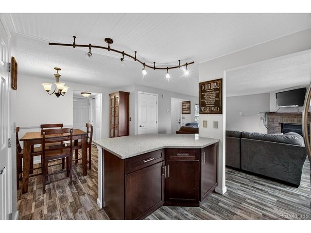 8096 Lee Ct, Arvada, CO 80005