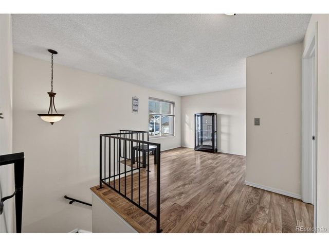 8096 Lee Ct, Arvada, CO 80005