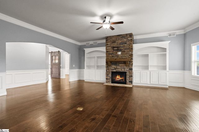 14 Foxmoor Court, Simpsonville, SC 29680