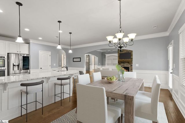 14 Foxmoor Court, Simpsonville, SC 29680