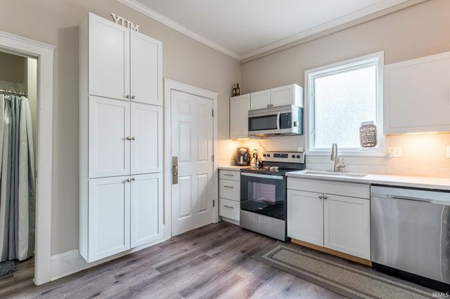 929 E Berry Street, Fort Wayne, IN 46803