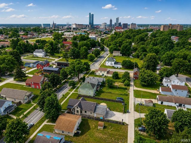 929 E Berry Street, Fort Wayne, IN 46803