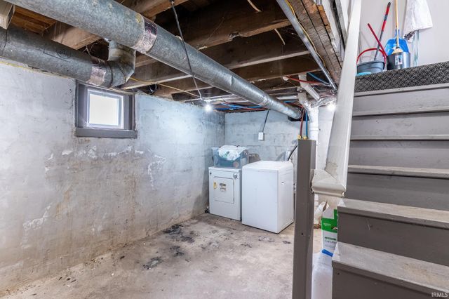 929 E Berry Street, Fort Wayne, IN 46803