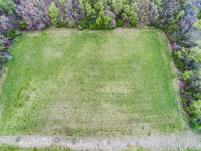 4600 Nantucket Dr. Unit 9, Summit Twp, MI 49201