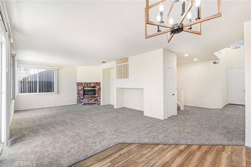 Image 4 of property listing at 1051 Winthrop Drive, Corona, CA 92882