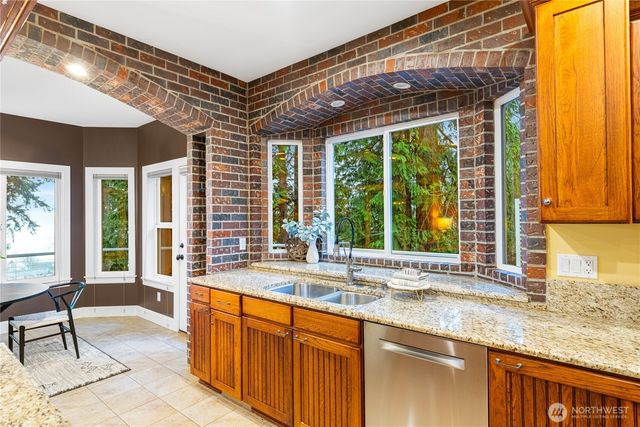 6608 Ivy Street, Anacortes, WA 98221