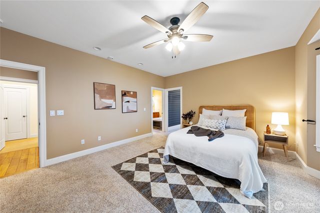 6608 Ivy Street, Anacortes, WA 98221