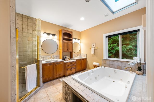 6608 Ivy Street, Anacortes, WA 98221