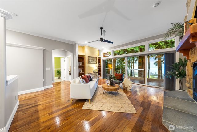 6608 Ivy Street, Anacortes, WA 98221