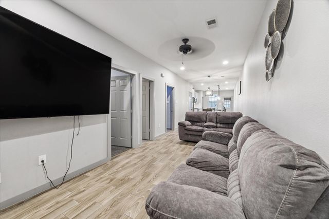 7817 Maxroy Street, Houston, TX 77088