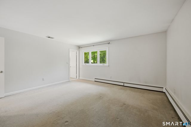 11 Wicks Manor Drive, Danbury, CT 06810