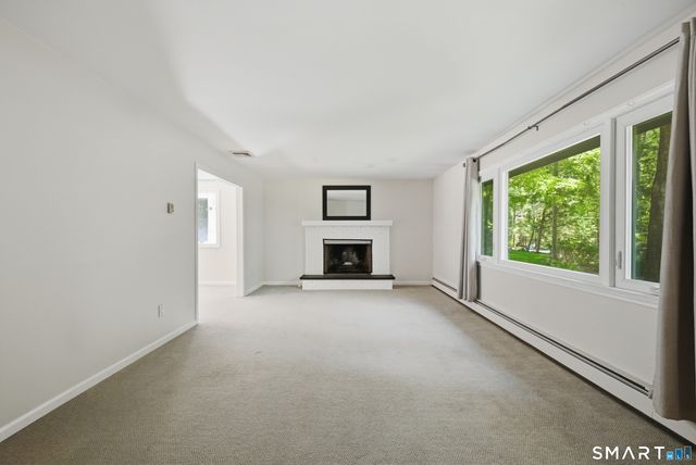 11 Wicks Manor Drive, Danbury, CT 06810