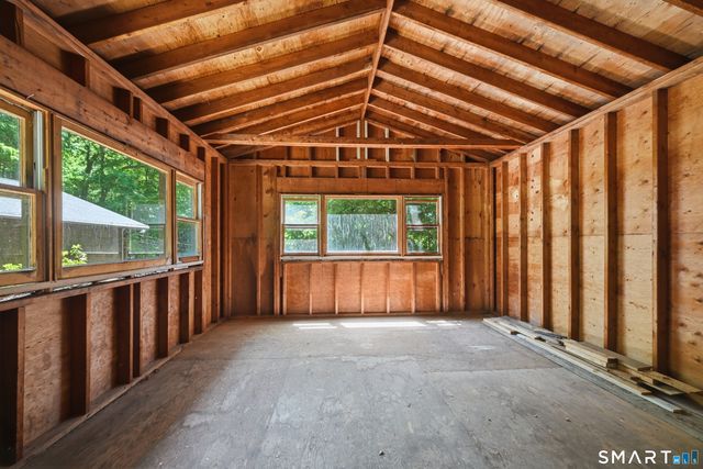 11 Wicks Manor Drive, Danbury, CT 06810