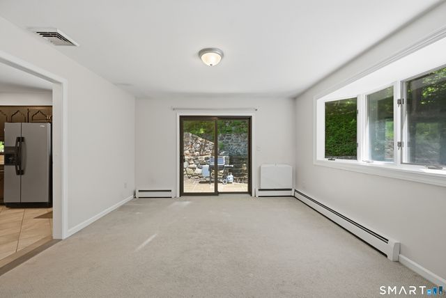 11 Wicks Manor Drive, Danbury, CT 06810