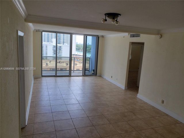 401 69th Street 900, Miami Beach, FL 33141