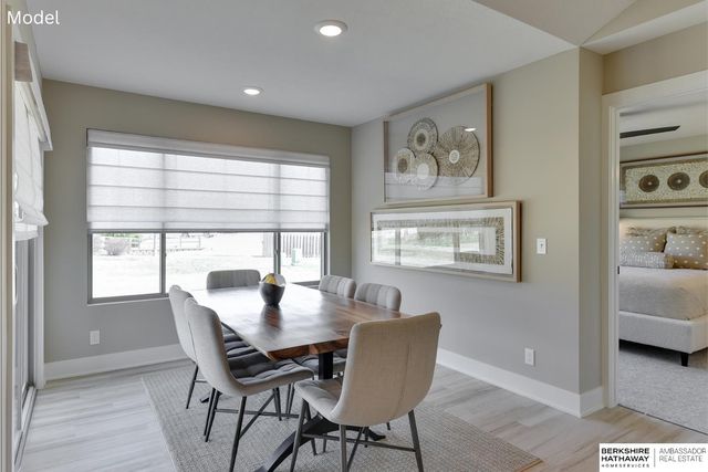 2605 Piney Creek Drive, Elkhorn, NE 68022