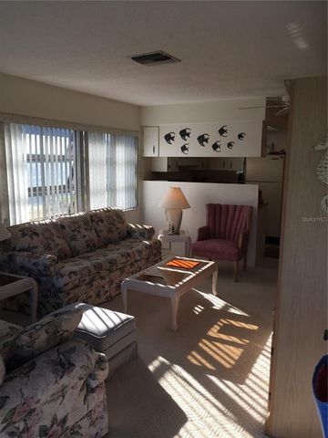 4345 TAHITIAN GARDENS CIRCLE E, Holiday, FL 34691