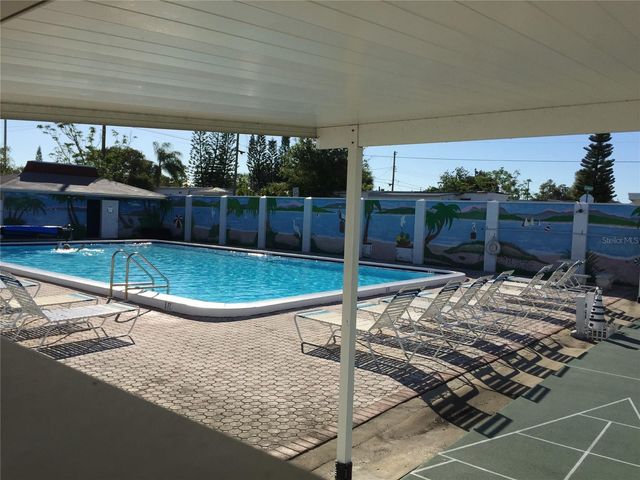4345 TAHITIAN GARDENS CIRCLE E, Holiday, FL 34691