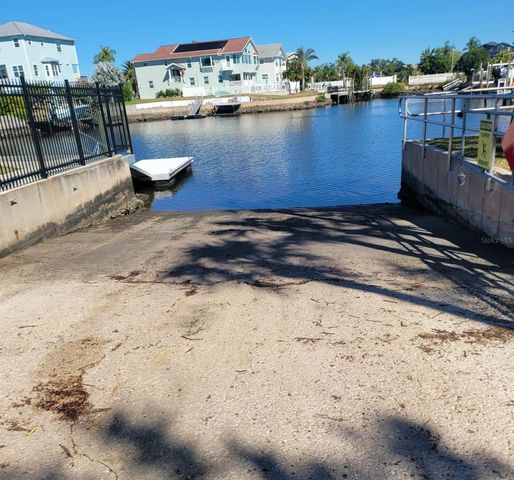 6206 BAYSIDE DRIVE, New Port Richey, FL 34652