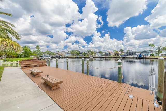 6206 BAYSIDE DRIVE, New Port Richey, FL 34652