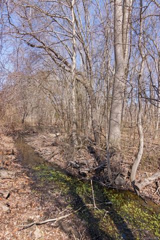 43 Harrison Avenue, Hauppauge, NY 11788