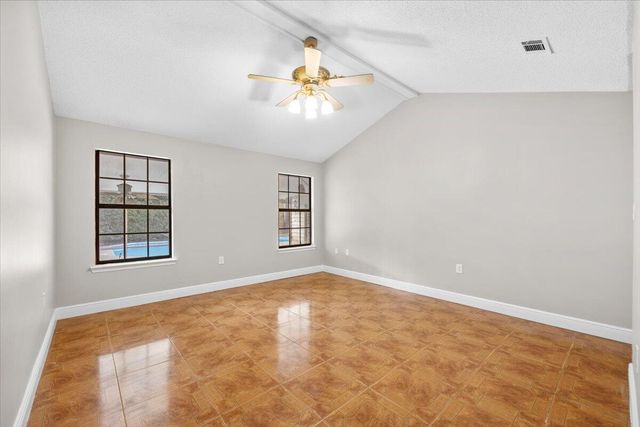 2185 Calle De Castelar, Navarre, FL 32566