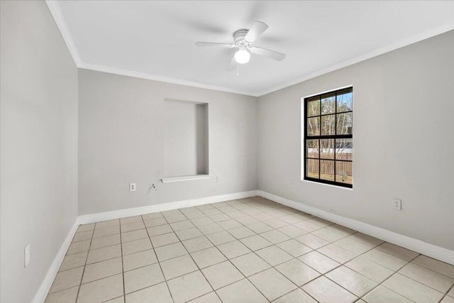 2185 Calle De Castelar, Navarre, FL 32566