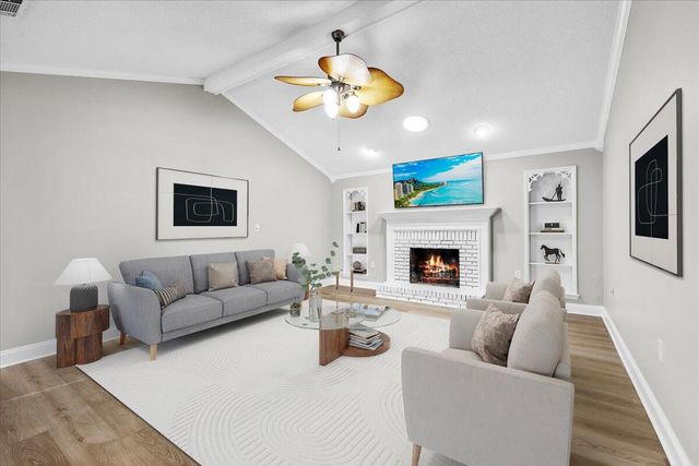 2185 Calle De Castelar, Navarre, FL 32566