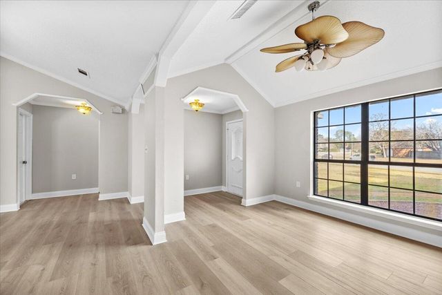 2185 Calle De Castelar, Navarre, FL 32566
