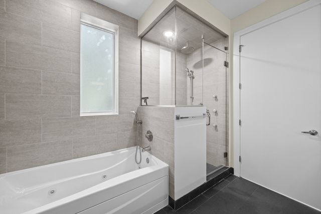 2301 W Wolfram Street 2, Chicago, IL 60618
