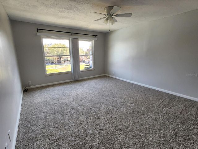 333 LAKE HOWARD DRIVE NW 313A, Winter Haven, FL 33880