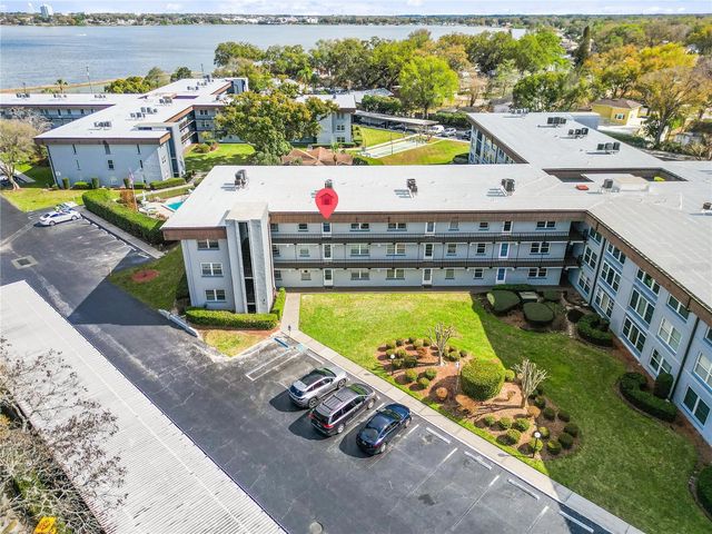 333 LAKE HOWARD DRIVE NW 313A, Winter Haven, FL 33880