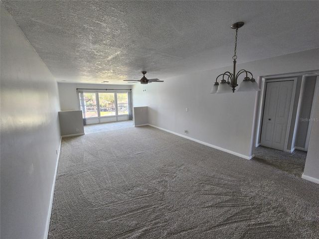 333 LAKE HOWARD DRIVE NW 313A, Winter Haven, FL 33880