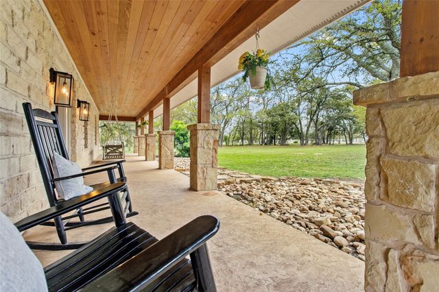 301 Medlin Creek LOOP, Dripping Springs, TX 78620