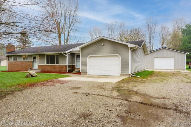 735 Columbiaville Road, Deerfield Township, MI 48421