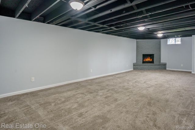 735 Columbiaville Road, Deerfield Township, MI 48421