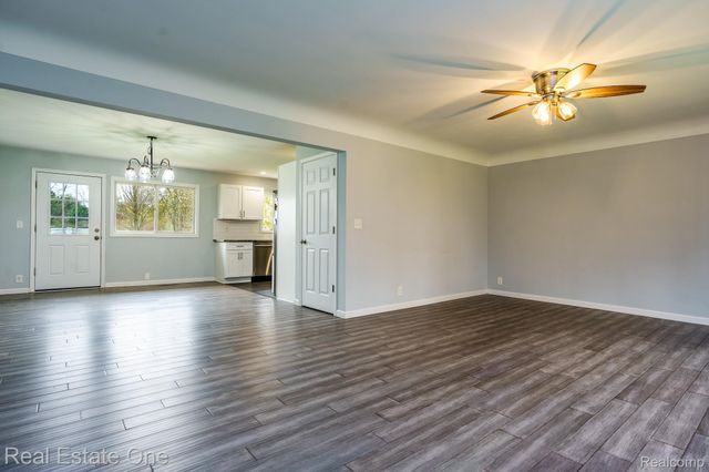 735 Columbiaville Road, Deerfield Township, MI 48421