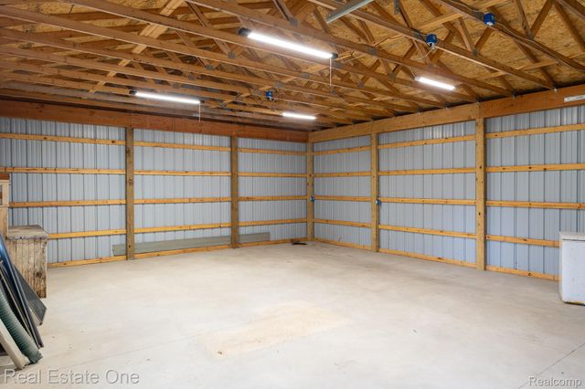 735 Columbiaville Road, Deerfield Township, MI 48421