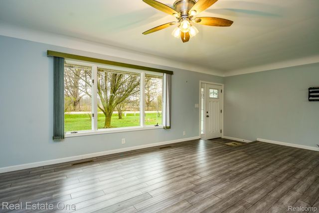 735 Columbiaville Road, Deerfield Township, MI 48421