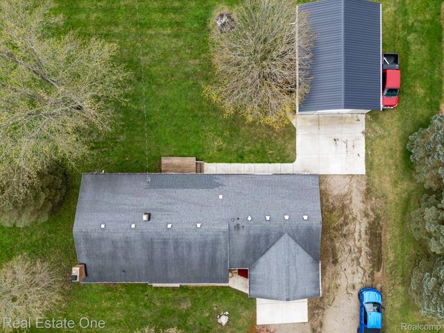 735 Columbiaville Road, Deerfield Township, MI 48421
