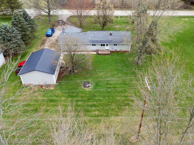 735 Columbiaville Road, Deerfield Township, MI 48421