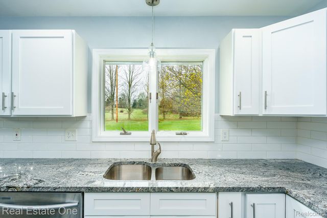 735 Columbiaville Road, Deerfield Township, MI 48421
