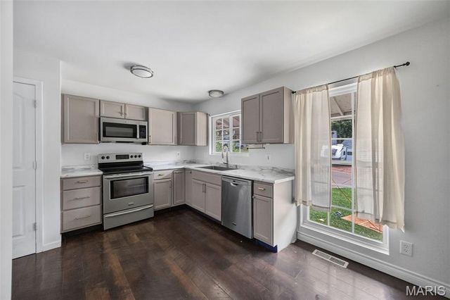 2166 Catlin Court, Barnhart, MO 63012