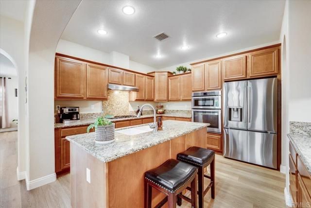 32125 Granite Drive, Temecula, CA 92592