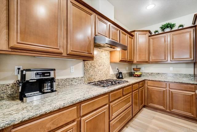 32125 Granite Drive, Temecula, CA 92592