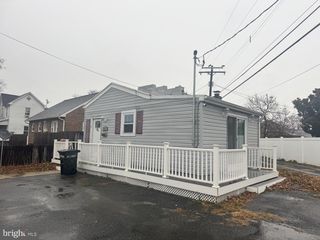 201 MACE AVE, Essex, MD 21221