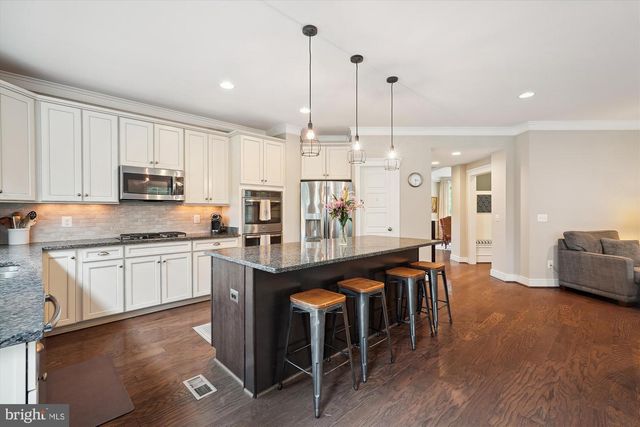 16921 PURCELLVILLE RD, Purcellville, VA 20132