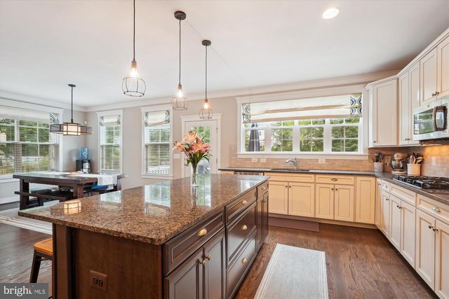 16921 PURCELLVILLE RD, Purcellville, VA 20132