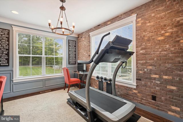 16921 PURCELLVILLE RD, Purcellville, VA 20132